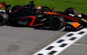 Fórmula 2 FIA: El argentino Nicolás Varrone completó el primer día de test de pretemporada