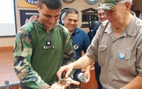 Crecen los llamados por presencia de serpientes y alacranes en viviendas, la Policía de Misiones se capacita para intervenir