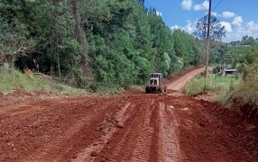Misiones: Intenso despliegue de la Dirección Provincial de Vialidad en caminos terrados del centro y norte de la provincia