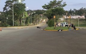 Leandro N. Alem: Choque de motocicletas, como saldo del hecho, tres personas resultaron lesionadas