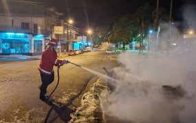 Registrado por cámaras: Detuvieron al presunto responsable del incendio de contenedores en la zona céntrica de la ciudad de Oberá