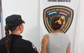 Jardín América: Intentó estafar a su propia tía con un préstamo millonario y fue detenida