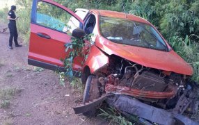 Misiones: Despiste vehicular sobre Ruta Provincial N° 211 dejó a dos personas lesionadas aguardándose la correspondiente evaluación médica