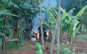 Leandro N. Alem: Bomberos sofocaron un incendio en una vivienda de madera ubicada en el Barrio José Sartori