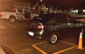 Posadas: Un conductor alcoholizado de 27 años junto a su padre golpearon a una Policía y terminaron detenidos