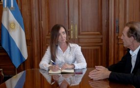 Victoria Villarruel designó en el Senado al periodista Nicolás Kasanzew, quien fuera corresponsal en la guerra de Malvinas