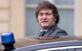 El Presidente Javier Milei aterrizó en Nueva York para hablar en la ONU, describir su programa económico en Wall Street y avanzar en las conversaciones con Musk