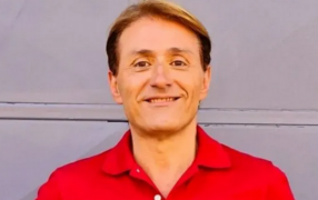 Asaltaron y apuñalaron al periodista Daniel Gómez Rinaldi: Fue víctima de un violento robo con arma blanca mientras esperaba el colectivo para ir a su trabajo, alrededor de las 5 de la mañana