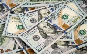 Brecha, arriba del 125%: El dólar blue aceleró carrera alcista, saltó 17 pesos, quebró un nuevo récordhistórico y cerró a 790 pesos