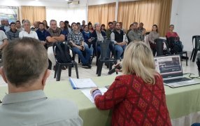 Reunión de la Mesa Forestal de Misiones en Apóstoles, con temas que hacen a la realidad de la zona sur de la Provincia