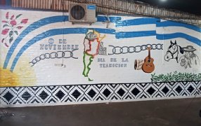 Apóstoles: La comunidad educativa de la Escuela Normal Mariano Moreno tuvieron acto e inauguración del mural en el marco del Día de la Tradición