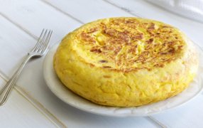 Cada 9 de Marzo se celebra el Día Mundial de la Tortilla de Papas, un emblema de la cocina española