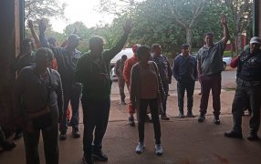 Apóstoles: Personal del sector de servicios públicos de la Municipalidad, realizaron una asamblea, donde reiteran al Ejecutivo sus reclamos salariales