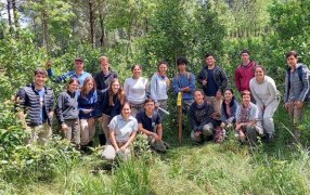 Misiones: Charla sobre plagas y enfermedades en yerbales con estudiantes de San Vicente