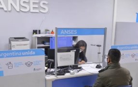 Tito Vialey: "Vamos a gestionar ante el Gobierno Nacional una oficina de ANSES en Apóstoles, es un pedido de muchos vecinos"