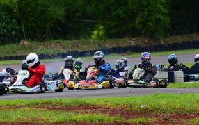 La primera fecha del Campeonato Misionero de Karting en Oberá con 120 de pilotos