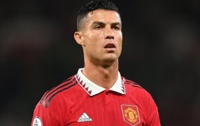 Fútbol: Manchester United anuncia que Cristiano Ronaldo saldrá del club por "muto acuerdo"