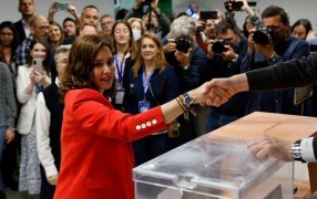 Elecciones en España: Se impuso el Partido Popular y le arrebató al PSOE territorios clave como Valencia y Sevilla