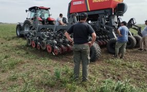 VAF lanza en Agroactiva monitores accesibles sin resignar tecnología: La empresa busca que más productores y contratistas puedan acceder a la agricultura de precisión