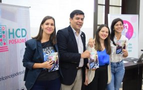 El HCD de Posadas presentó la “Guía Amiga” destinada a la Atención al Ciudadano