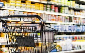 Monitoreo permanente: La Secretaría de Comercio niega desabastecimiento y grandes remarcaciones, pero crece brecha de consumo entre súper y almacén