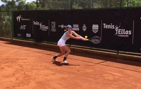 Tenis: W15 Eldorado-1 en Misiones, Solana Sierra venció en la final a Luisina Giovannini por 6-3 y 6-3