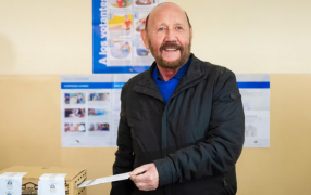 Gildo Insfrán volvió a arrasar en Formosa y allanó su camino hacia una reforma constitucional para seguir en el poder