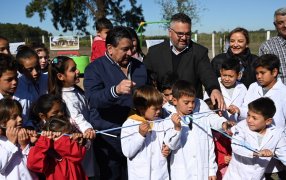 Con la presencia del Presidente del RENATRE, José Voytenco, se inauguró una plaza de juegos en Corrientes en el marco del Operativo RuralEs RENATRE