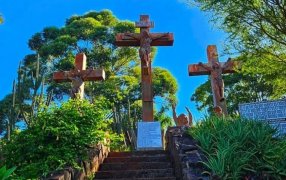 Sandra Schuvartz: "Invitamos a visitar el Jardín Bíblico de Oberá que es un lugar de reflexión, contemplación de la Vida y Pasión de Nuestro Señor Jesucristo"