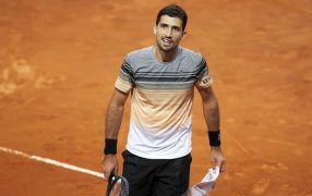 Tenis: El argentino Pedro Cachín superó al español Jaume Munar por 6-3 y 6-3 y se clasificó a las semifinales del ATP 250 de Gstaad