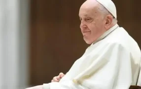 Misiones: El Gobernador Hugo Passalacqua decretó siete días de duelo en la provincia por la muerte del Papa Francisco