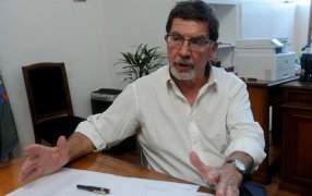 El plan amplía la posibilidad de adeudar materias, hasta un máximo de 16: La provincia de Buenos Aires decidió eliminar la repitencia en la escuela secundaria y hay polémica