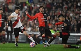 Liga Profesional de Fútbol: River Plate le ganó 2 a 0 a Colón de Santa Fe y acaricia el título