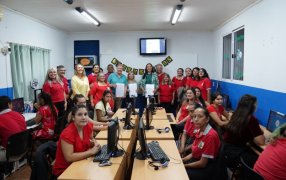 Firma de Convenio de Cooperación entre el Consejo General de Educación de la provincia de Misiones y la Municipalidad de la ciudad de Apóstoles