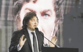 Ante la Justicia: Milei presentó una medida cautelar contra el Gobierno, pide que se frenen contrataciones, licitaciones, designaciones y adjudicaciones