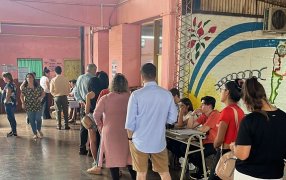 Apóstoles: Importante afluencia de votantes se registra en las primeras horas en las elecciones generales, a diferencia de las PASO de Agosto