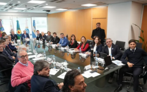 Gobernadores descreen de la convocatoria del Presidente Javier Milei y reclaman un gesto: "Que no vete ATN"