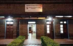 Apóstoles: Cuando realizaba un operativo de prevención en la estudiantina, atropellaron a una oficial de Policía