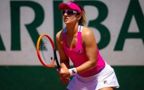 Tenis: Nadia Podoroska se metió en las semifinales de Budapest, la Peque nacida en Rosario, está entre las cuatro mejores del torneo
