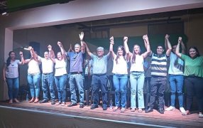 San José: En un salón colmado, el Sublema "Unidos Para Crecer" que lleva como Candidata a Intendente María Silvia "Pinty" Rodríguez hizo su lanzamiento