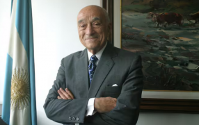 A los 99 años, murió Enrique Eskenazi, el Presidente del grupo Petersen, era uno de los hombres más ricos de la Argentina