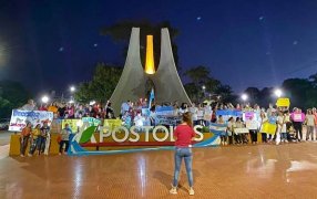 Apóstoles no esta ajeno a las manifestaciones y reclamos de los docentes