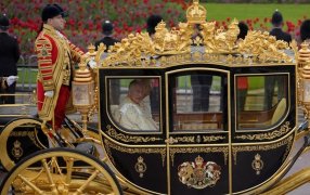 La coronación de Carlos III: Se realiza desde las 6 de Argentina y la pareja real comienza el recorrido en el palacio de Buckingham
