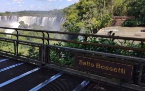 Misiones: Confirmaron que el cuerpo hallado en Brasil es del turista canadiense que cayó del Paseo Bosetti en las Cataratas del Iguazú