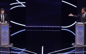 Debate presidencial: Sergio Massa sacó ventaja ante un Javier Milei que no aprovechó la enorme crisis que deja el Gobierno