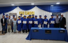 Diplomaturas Universitarias en Formación Teológica: Nuevos Egresados en Apóstoles