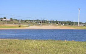 Misiones: Encontraron el cuerpo de un hombre flotando en la playita de Fátima en Garupá