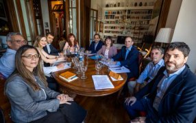 Limitan las visitas de Cristina Fernández de Kirchner en su prisión domiciliaria: Deberán ser de dos horas y de no más de tres personas