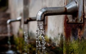 Detectan las regiones de Argentina con más arsénico en el agua: Los riesgos para la salud