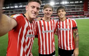 Con un triplete de Gaich, Estudiantes de La Plata aplastó 5 a 0 a Central Córdoba por el Torneo Apertura